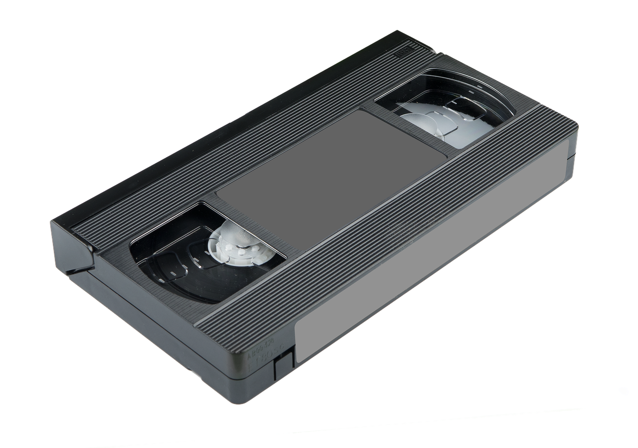 Videocassetta Disney VHS con rombo nero, simbolo di valore collezionistico elevato.